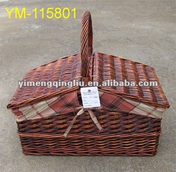 wicker picnic basket with lid