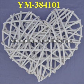 New Design Wicker Heart Deco